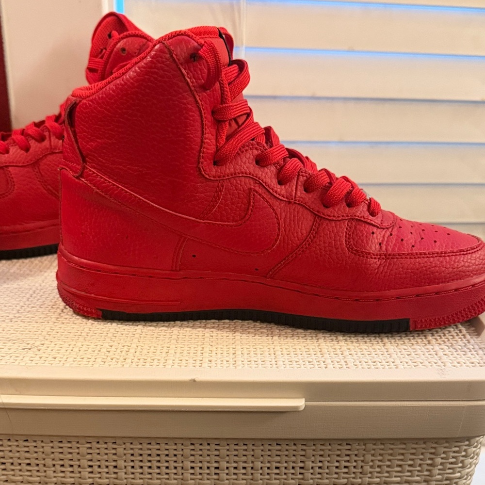 Nike Vibrant Red High-Top Sneakers - Picture 7 of 10